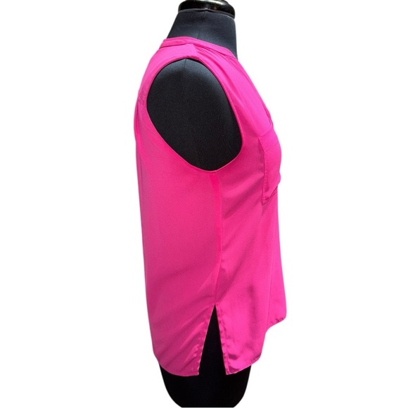 Banana Republic Fuchsia Sleeveless Blouse XS Split Neck Tank Workwear Chic - Picture 4 of 4
